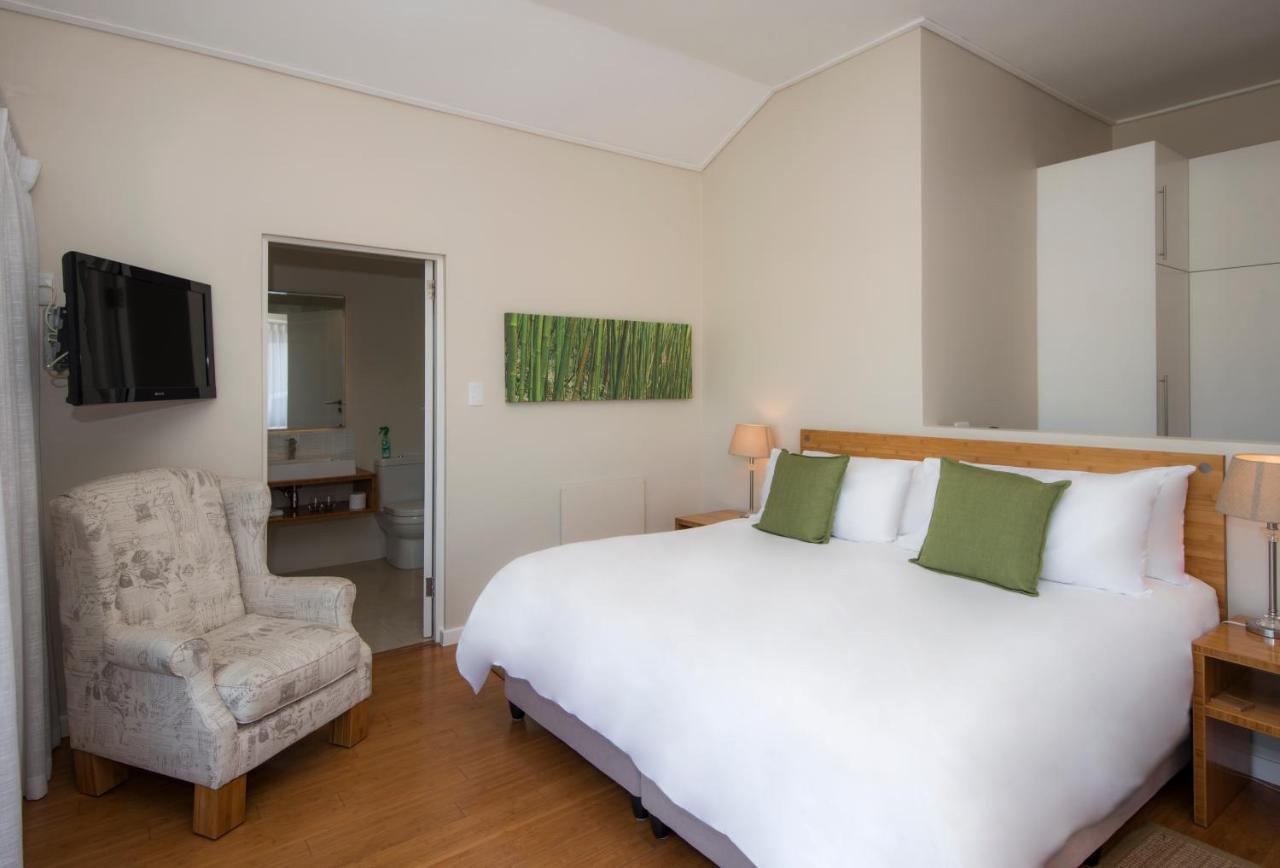 Bamboo Guest House Херманус Экстерьер фото