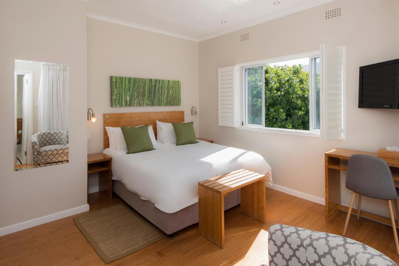 Bamboo Guest House Херманус Экстерьер фото